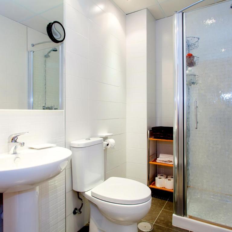 Casa Singular , parking gratis - Apartamento de 2 dormitorios - 12