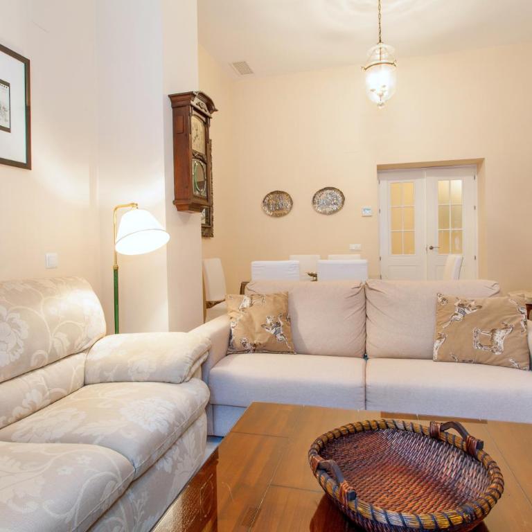 Casa Singular , parking gratis - Apartamento de 2 dormitorios - 10