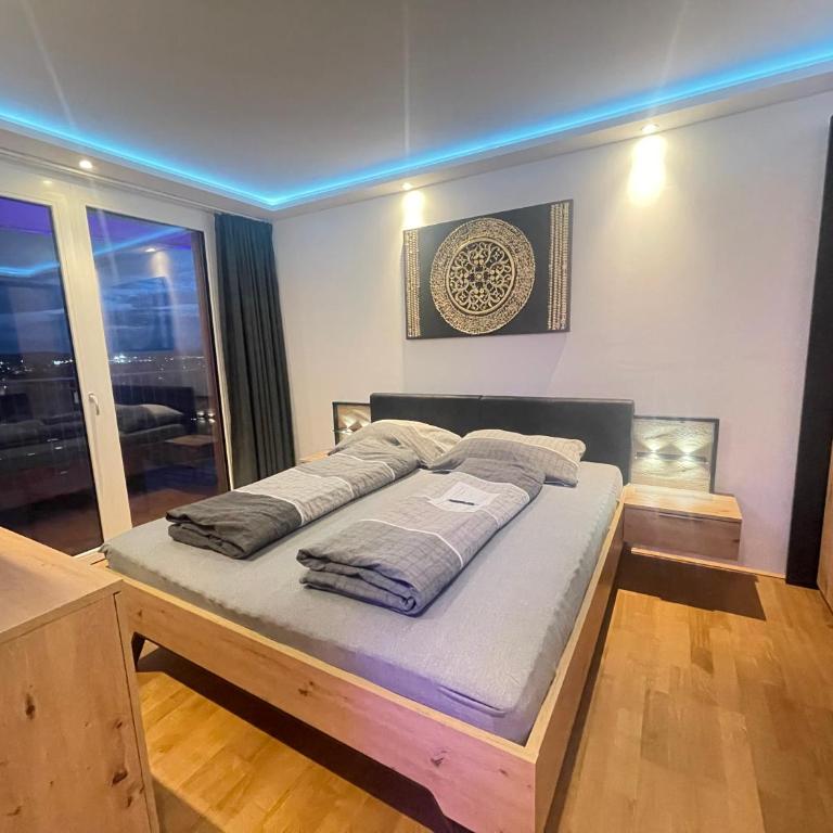 100 qm Penthouse, Self-Check-In, 2 Parkplätze - Penthouse-Apartment - 12