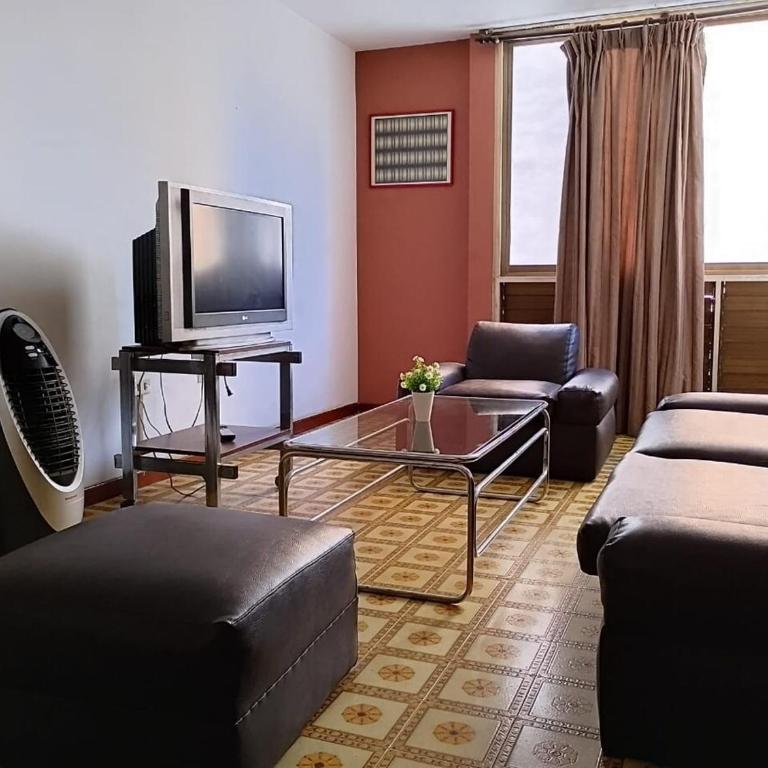 Caracas, the Best zone, super wifi, water, Roku - Two-Bedroom Apartment - 4