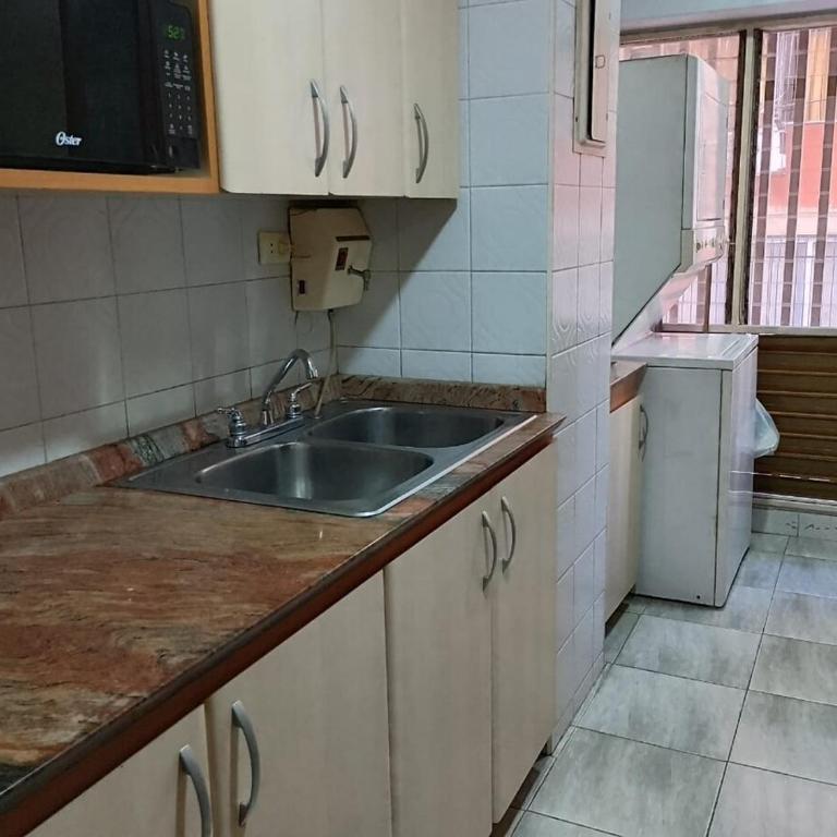 Caracas, the Best zone, super wifi, water, Roku - Two-Bedroom Apartment - 13