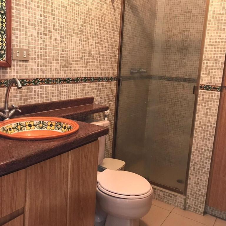 Caracas, the Best zone, super wifi, water, Roku - Two-Bedroom Apartment - 18