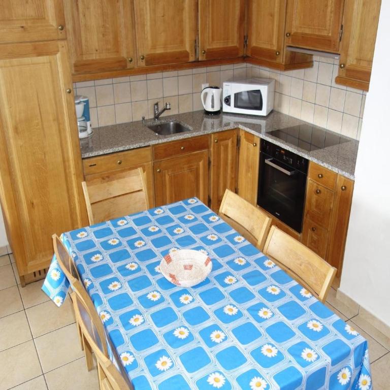 Cosy apartment with balcony - Apartment mit 2 Schlafzimmern - 16
