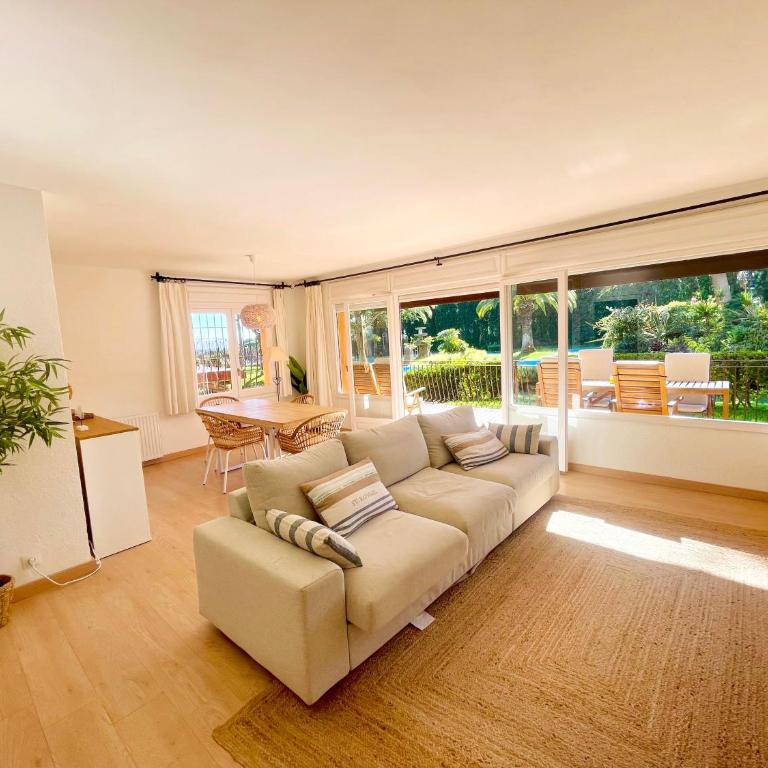 Illa 76 - Apartamento con terraza - 2