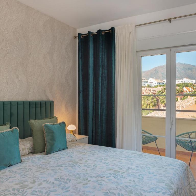 Terrace by the Sea Penthouse & Puerto de Estepona - Apartment - 26