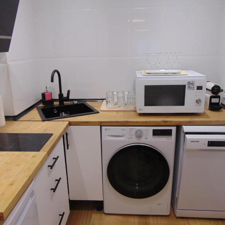 Airport Madrid Plenilunio Suites blue - Apartamento de 1 dormitorio - 20