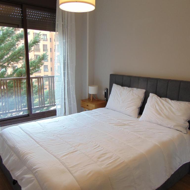 Airport Madrid Plenilunio suites beige - Apartamento de 1 dormitorio - 5