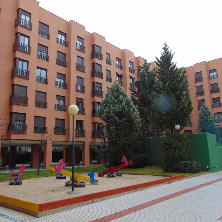 Airport Madrid Plenilunio suites beige - Apartamento de 1 dormitorio - 31