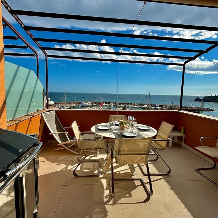 Appartement avec vue sur le port de la Figueirette - Appartement 3 Chambres - 2
