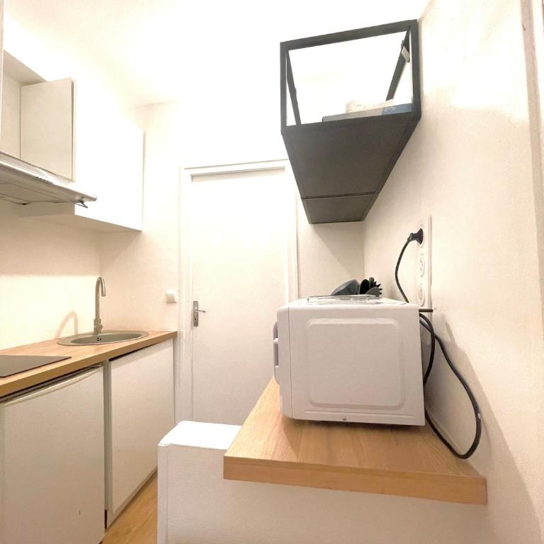 Jungle Room - Atypique - Spacieux - WIFI - TV 4K - Vue Sur Ville - Confort - Appartamento con Vista Città - 11