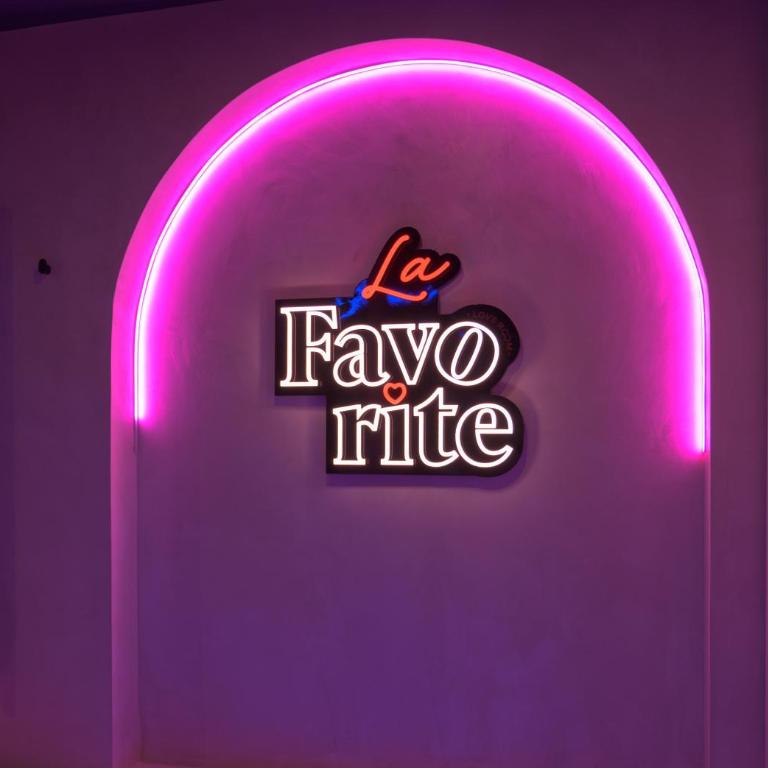 La Favorite - Love-Room Sensuelle - Deluxe Apartment - 12