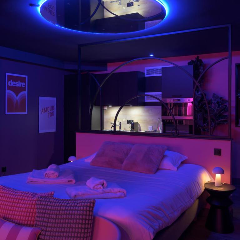 La Favorite - Love-Room Sensuelle - Deluxe Apartment - 3