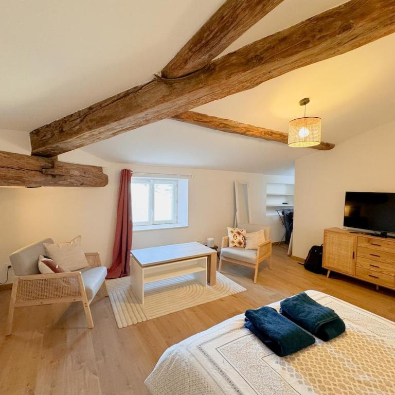 Loft Élégant & Lumineux dans un Immeuble Classé - Two-Bedroom Apartment - 1