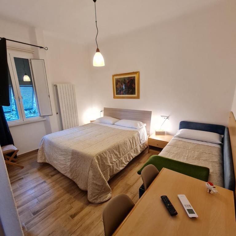 Albergo Genio - Camera Tripla - 6