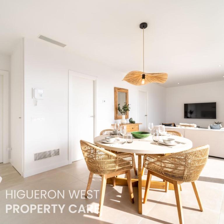 Higueron West Property Collection - The Poolview Terrace by HWPC - Apartamento - 5