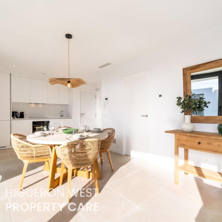 Higueron West Property Collection - The Poolview Terrace by HWPC - Apartamento - 9