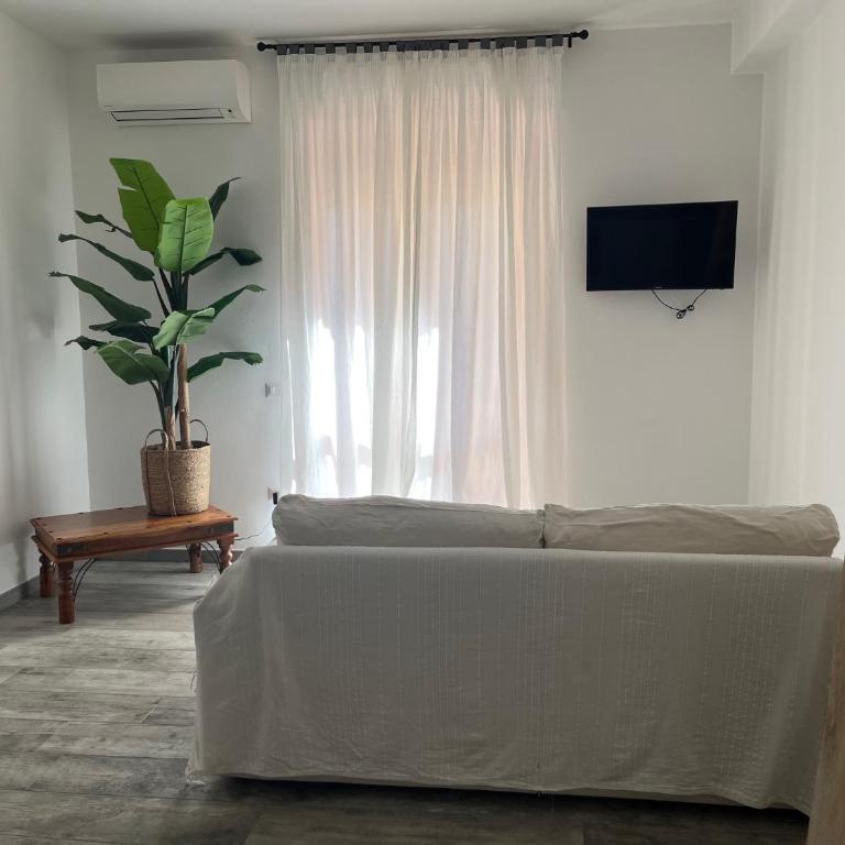 Kennedy Family Apts - One-Bedroom Apartment - 9