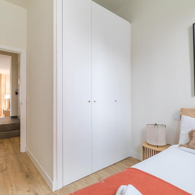 CATERINA Plaza Castilla - Two-Bedroom Apartment with Terrace - 6