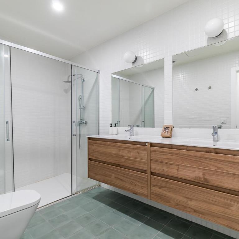 CATERINA Plaza Castilla - Two-Bedroom Apartment with Terrace - 8