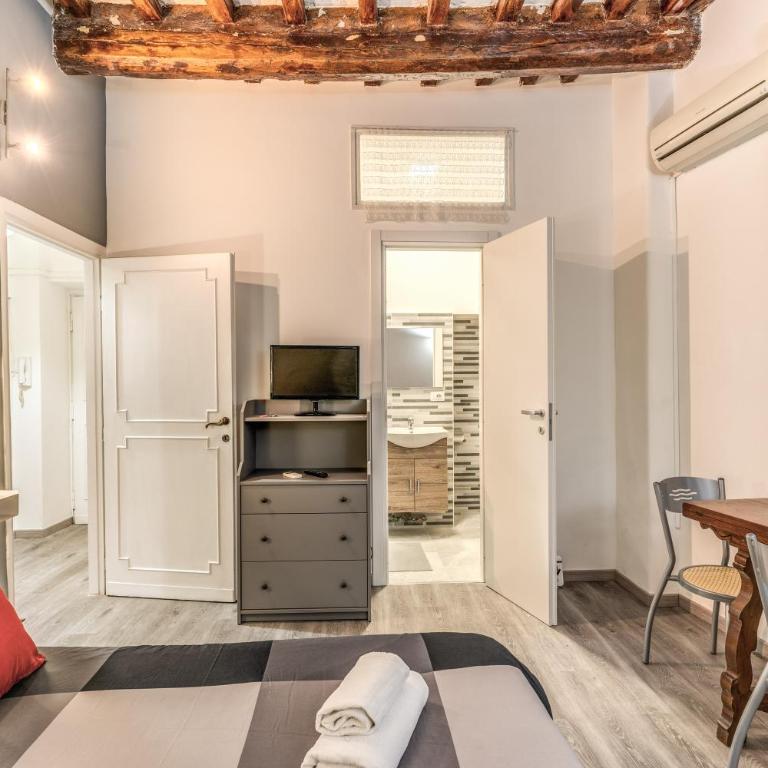 Monti Studio Roman Forum - One-Bedroom Apartment - 2