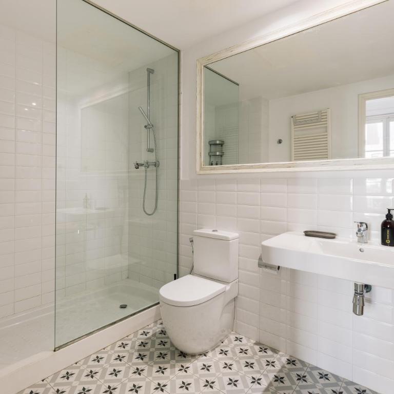 Ola Living Arc de Triomf - Three-Bedroom Apartment - 7