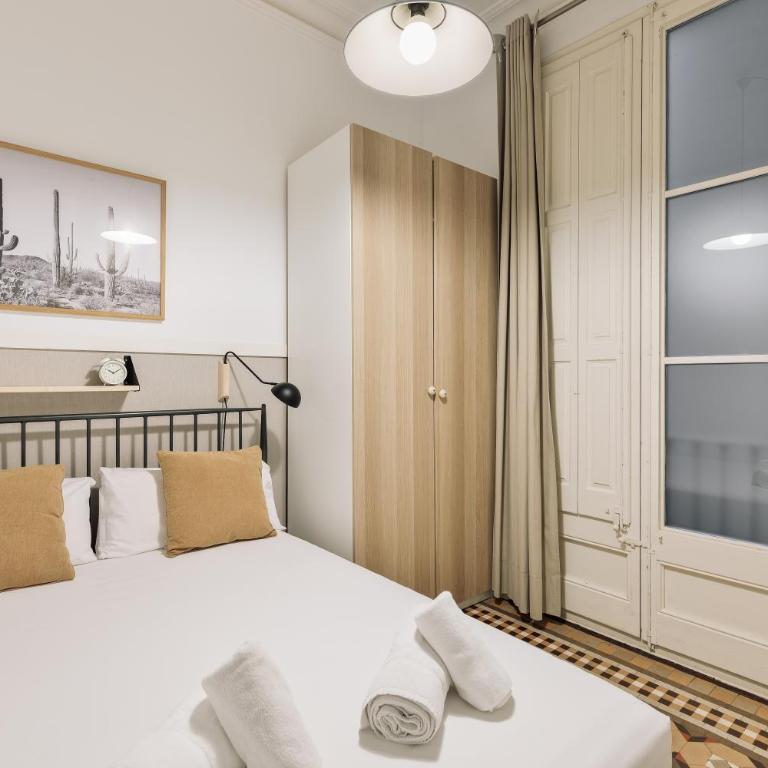 Ola Living Arc de Triomf - Three-Bedroom Apartment - 11