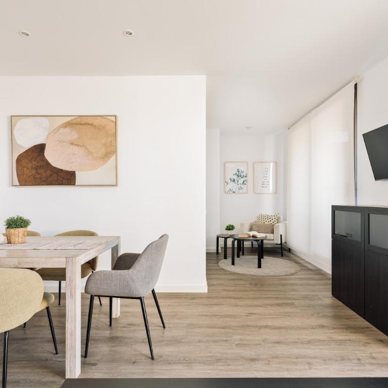 Ola Living Arc de Triomf - Three-Bedroom Superior Apartment - 9