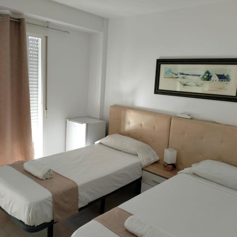 Pensión Portugal - Standard Doppelzimmer mit Gemeinschaftsbad - 2