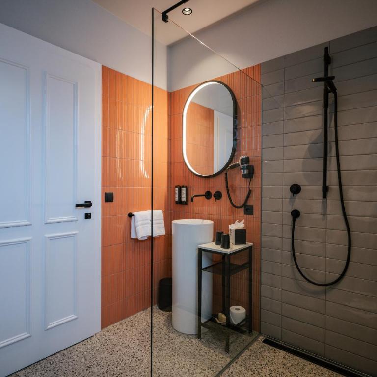 B&B La Villetta, adults only - Camera Matrimoniale con Balcone - 6