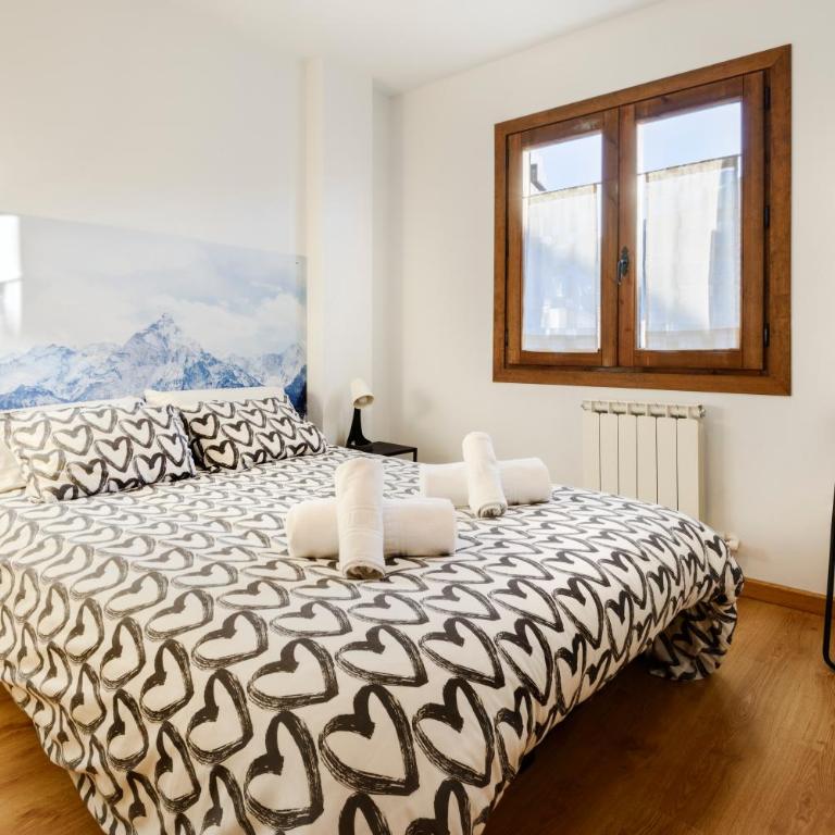 Apartamento de montaña y ESQUÍ en el Pirineo Aragonés, Villanúa - WIFI - Appartamento con 3 Camere da Letto - 9