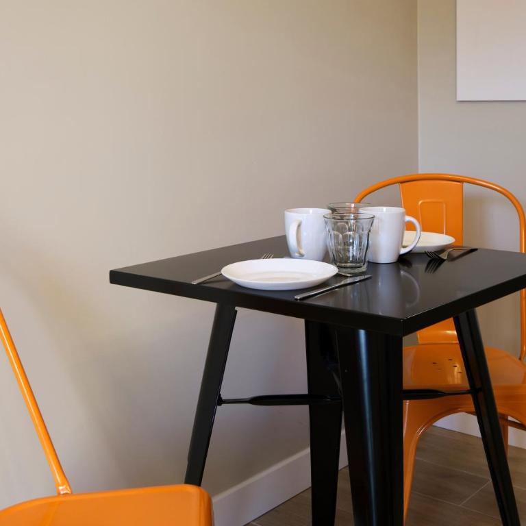 Au Céladon Parking gratuit, WIFI, Terrasse, Piscine - Apartamento de 1 dormitorio - 8