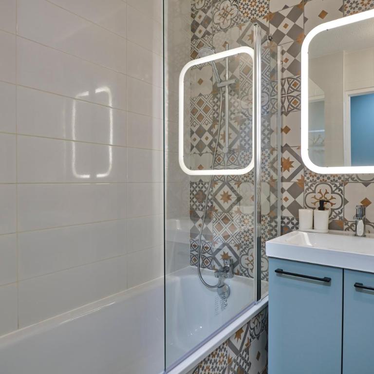 Au Céladon Parking gratuit, WIFI, Terrasse, Piscine - Apartamento de 1 dormitorio - 14