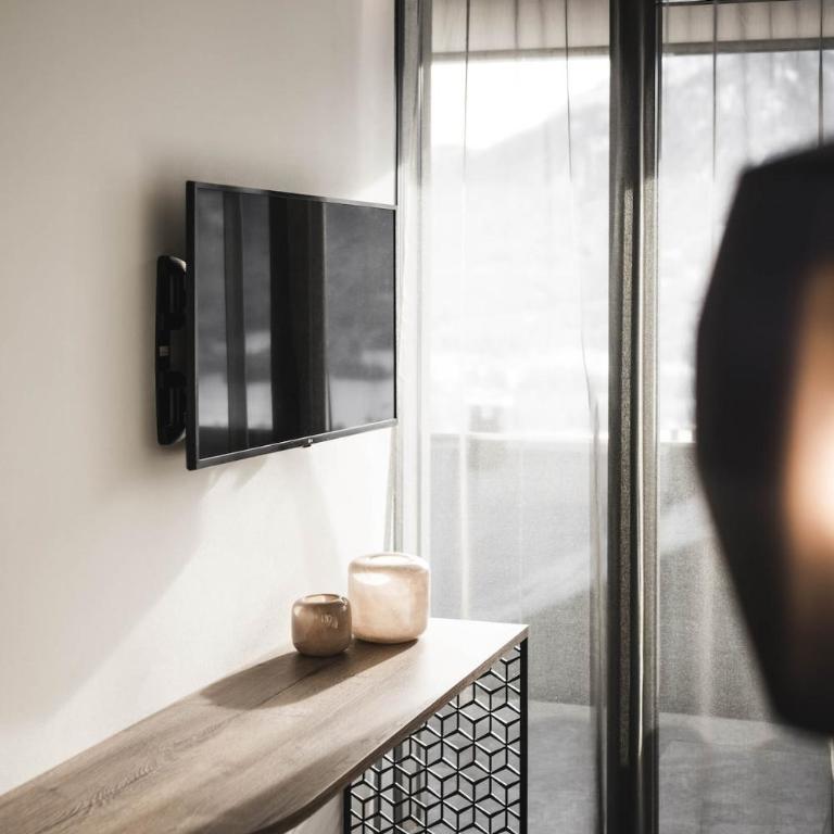 Luxury Dolomites Apartments - Appartamento con 2 Camere da Letto e con Vista - 47