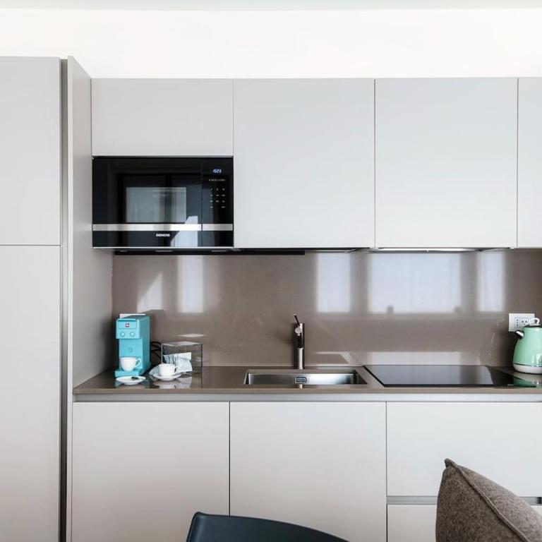 Magnolia Suite, Soggiorna nel cuore di Como - Appartamento con 2 Camere da Letto - 9