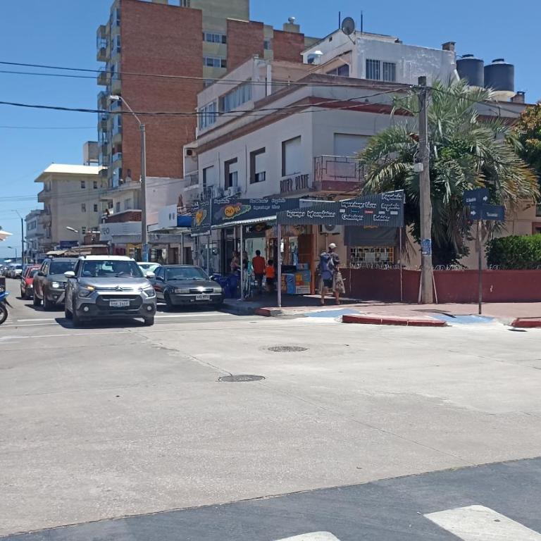 Apartamento pleno Centro ubicación fantástica 2 dormis 2 baños - Apartamento - 1