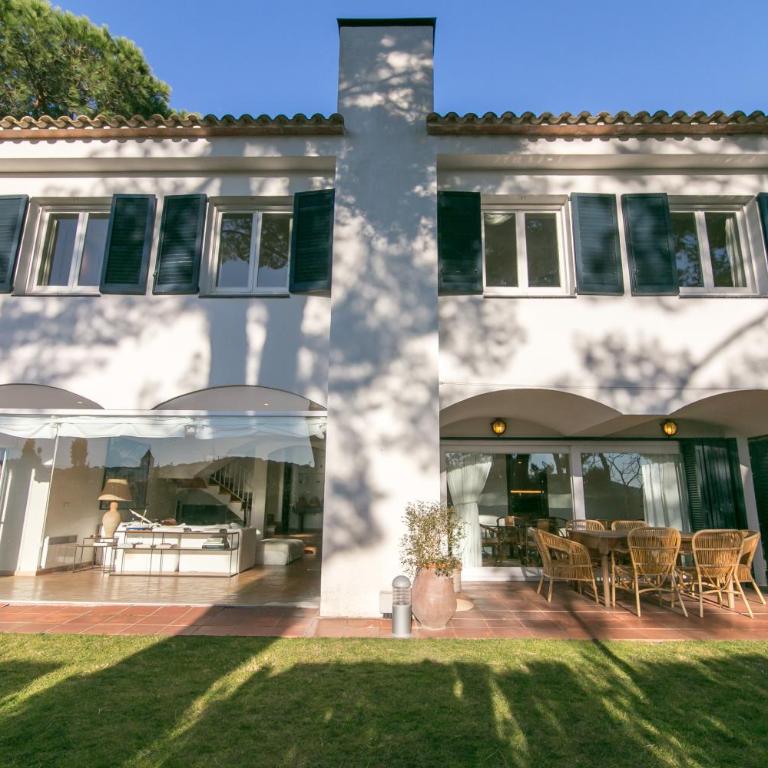 Villa Canadell con Parking Piscina y Barbacoa - Villa - 1