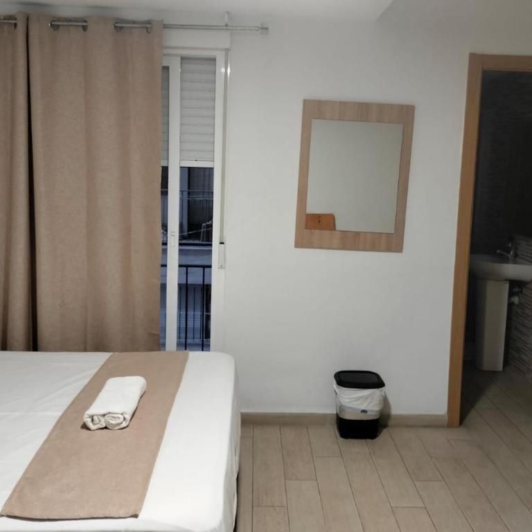Pensión Portugal - Economy Dreibettzimmer - 1
