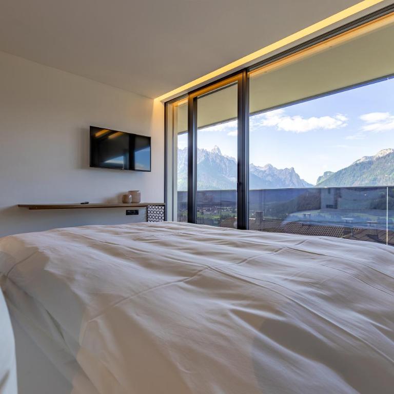 Luxury Dolomites Apartments - Appartamento con 2 Camere da Letto e con Vista - 3