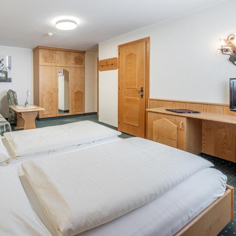 Hotel Regina - Doppelzimmer (1-2 Erwachsene) - 3