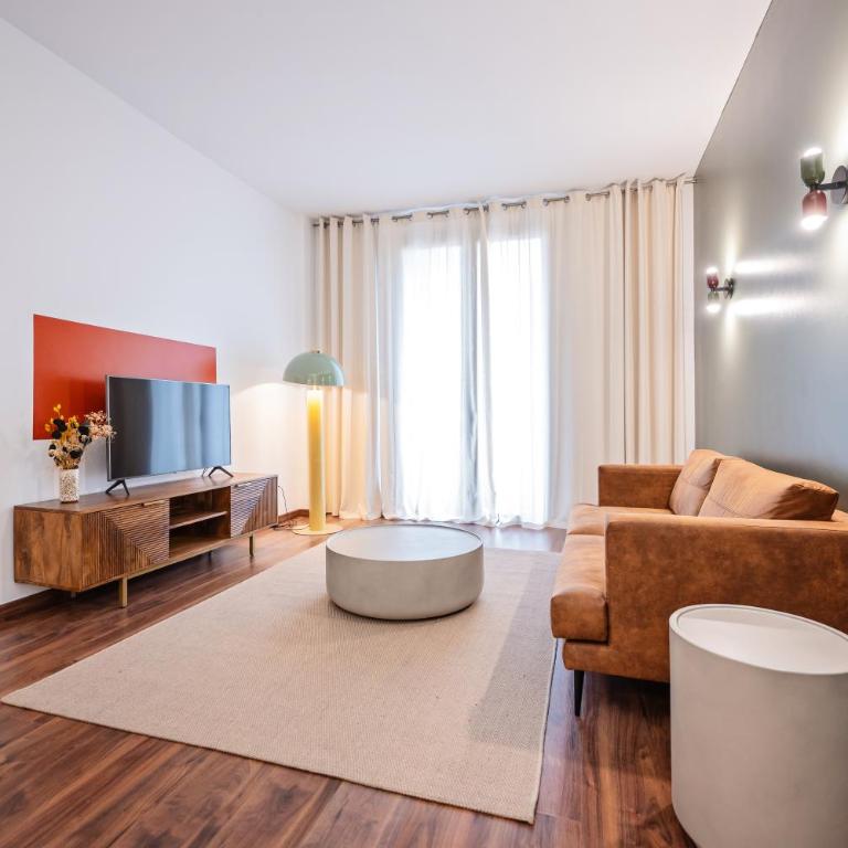 Sweett - Casa Bailen - Two-Bedroom Apartment - 8