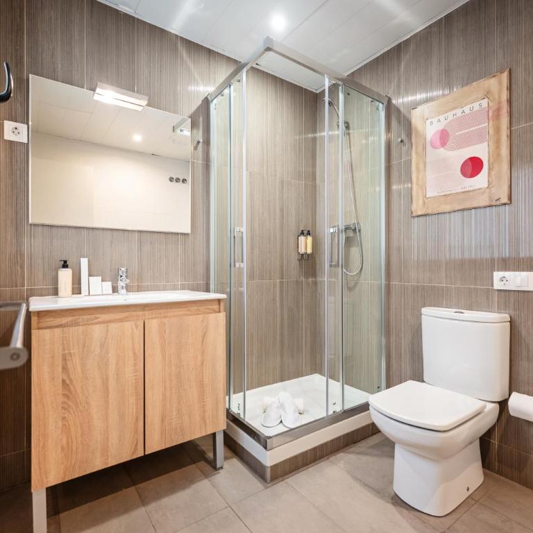 Sweett - Casa Bailen - Two-Bedroom Apartment - 12