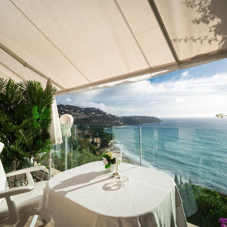Hôtel Le Roquebrune - Chambre Double - Vue sur Mer - Bougainvillier - 4