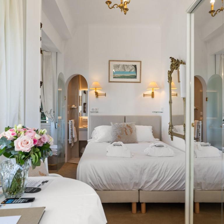 Hôtel Le Roquebrune - Chambre Double - Vue sur Mer - Le Levant - 1