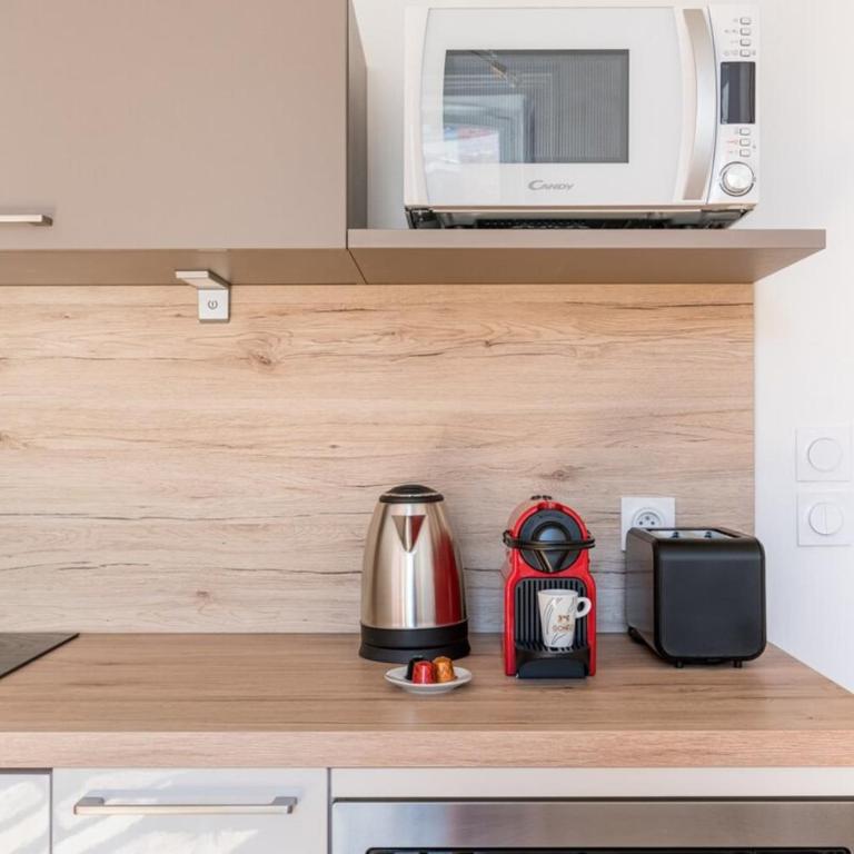 Le Royale Haussman Junior suite - Louis Pradel - Netflix - Apartment - 16