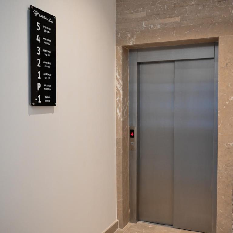 Kristal LUX Apartmani - Two-Bedroom Superior Apartment - 31