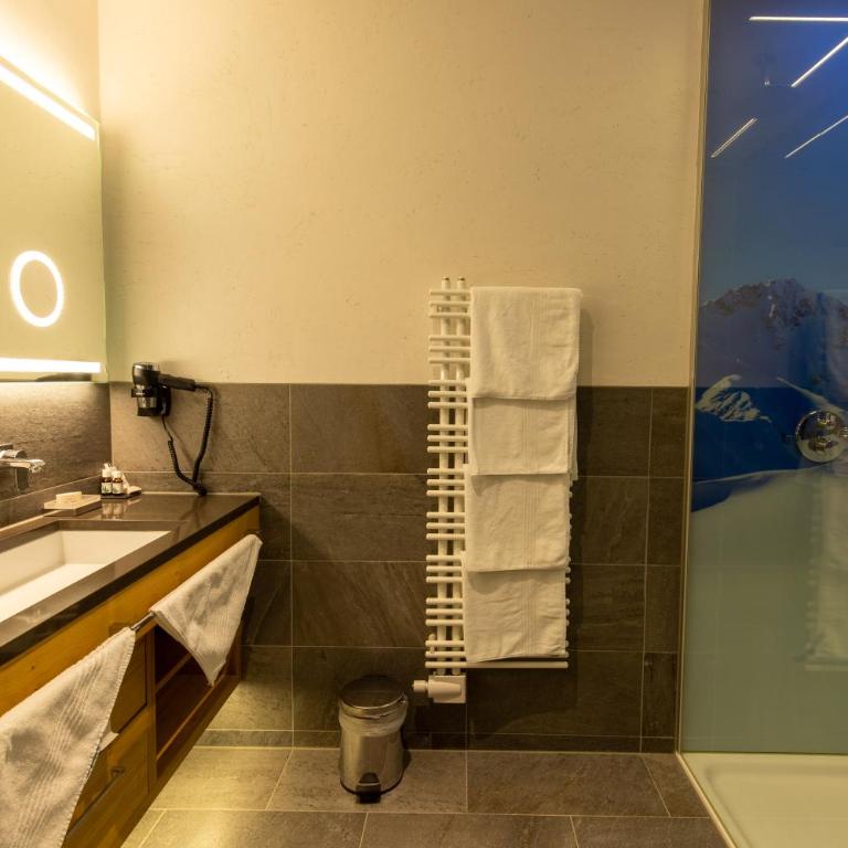 Hotel Garni Monte Bianco - Großes Apartment mit 2 Schlafzimmern und Terrasse - 7