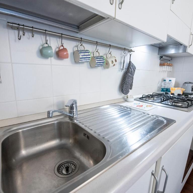 274b- Casa delle Due Baie, 10 minuti a piedi Baia del Silenzio e Centro Storico - PARCHEGGIO PRIVATO GRATIS INCLUSO - Appartamento con 1 Camera da Letto - 13