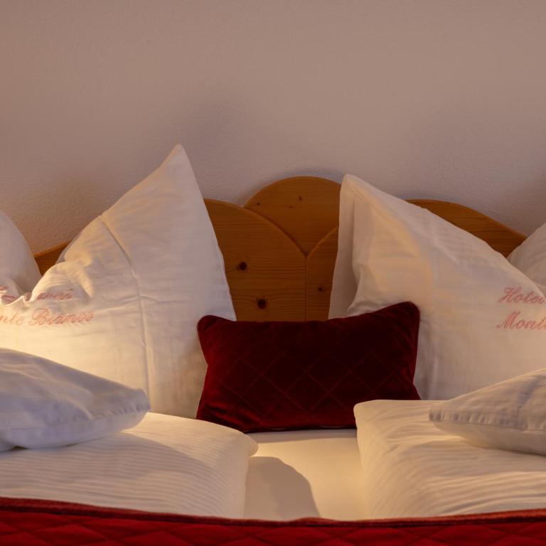 Hotel Garni Monte Bianco - Dreibettzimmer mit Balkon - 3