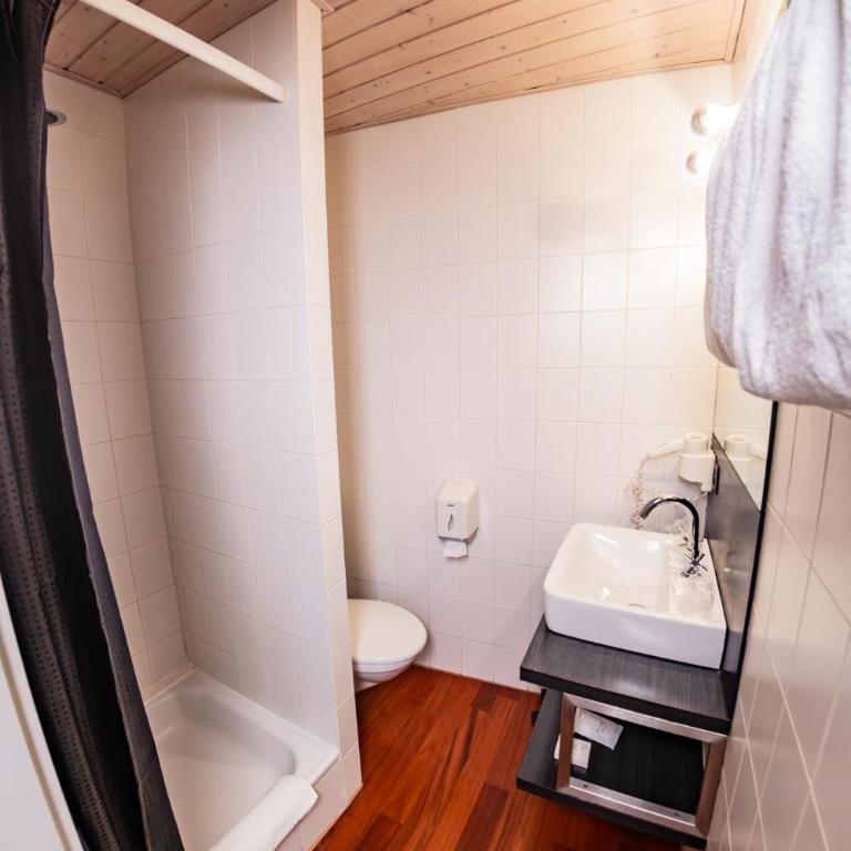 Tralala Hotel Montreux - Standard Double Room - 4