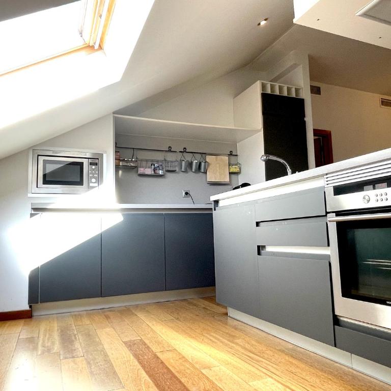 Ático en Plaza de la Constitución 3 bedrooms - Apartamento Ático - 61